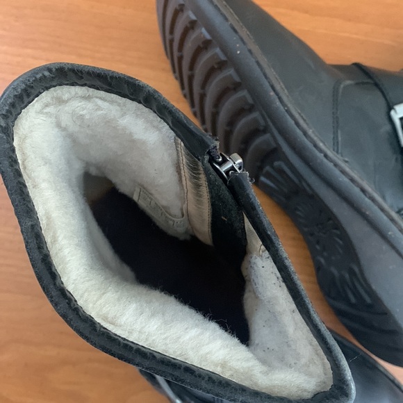 UGG ‘Bryce’ Lodge Black Leather side Zip Buckle Motorcycle Boot - Picture 10 of 14